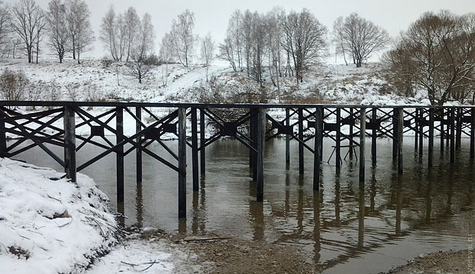 Свайные мосты: надежное решение для преодоления водных преград в Жигулевске от 58141 руб